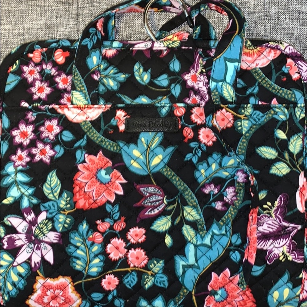 Vera Bradley travel hanging bag